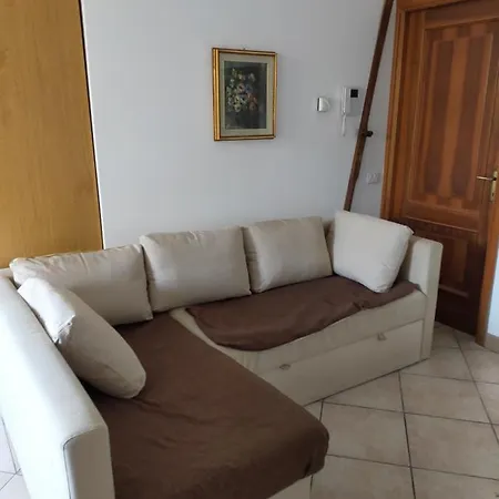 Lo Tzeno In Villa